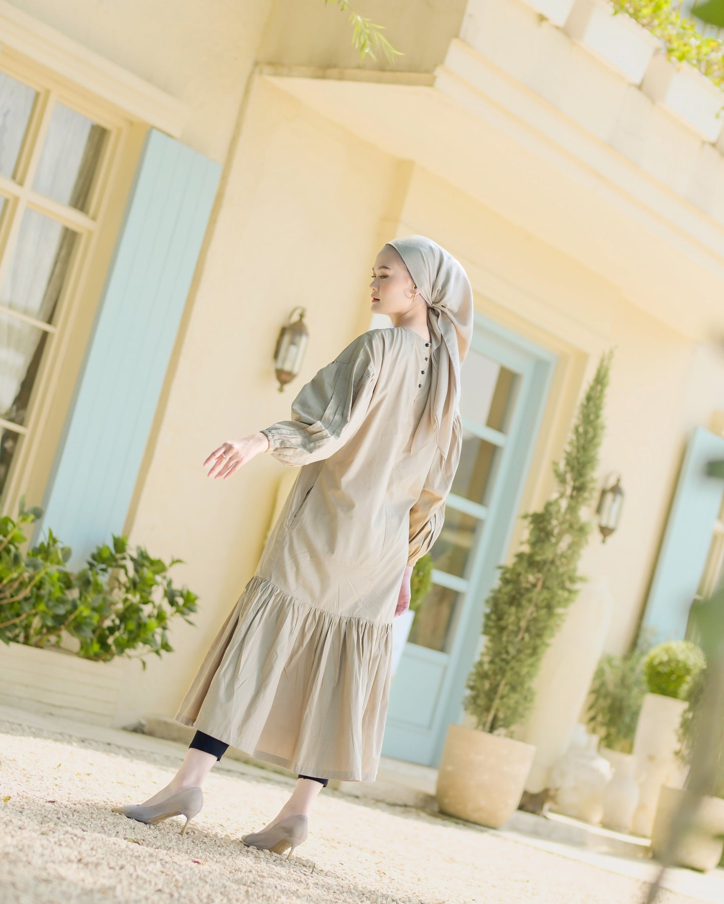 Adhia Statement Slevee Dress Mocca