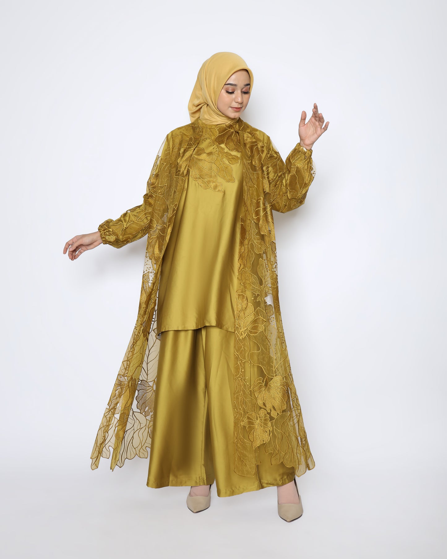 Omeera Women Matching Set Gold Mustard