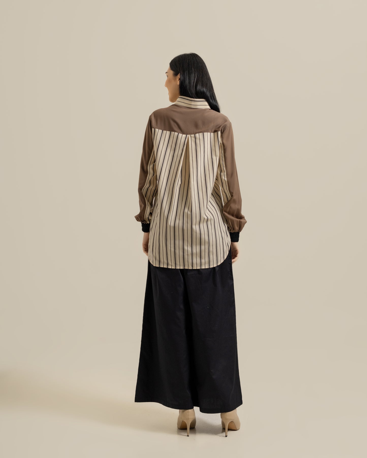 Bonnie Shirt in Brown