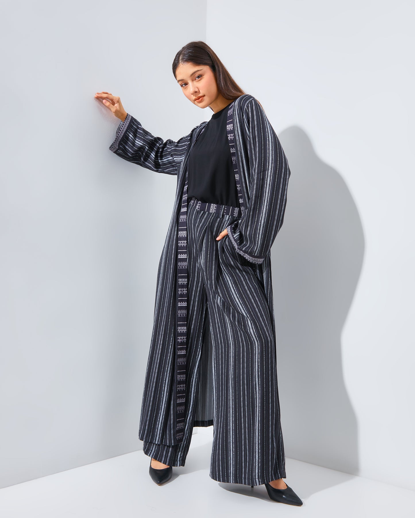 NEW AMAYA TRIBAL SET