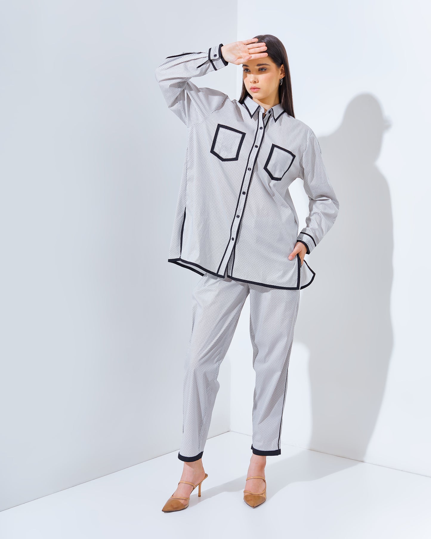 Vivie Matching Set White - Black