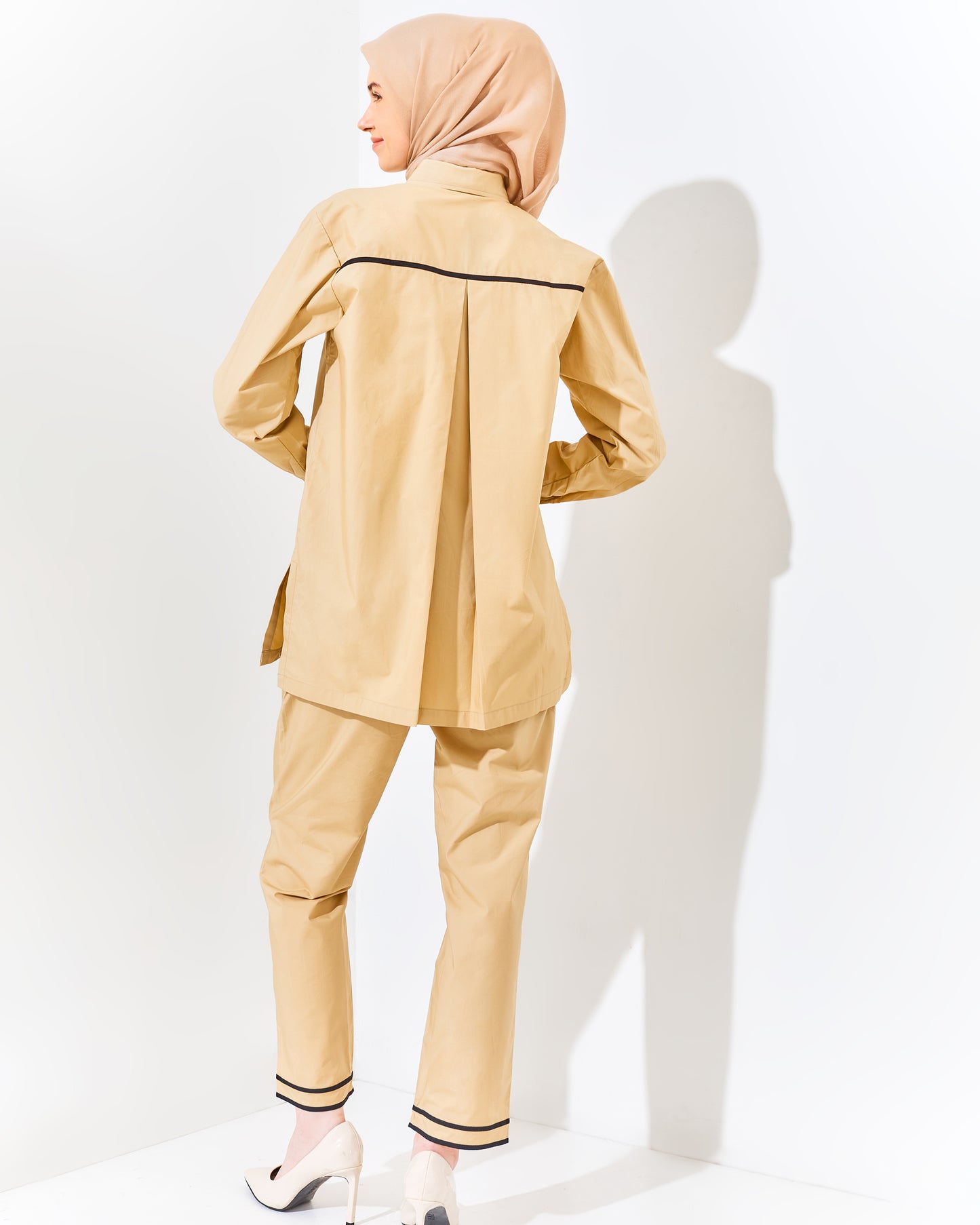 Tokyo Black Mocca Black