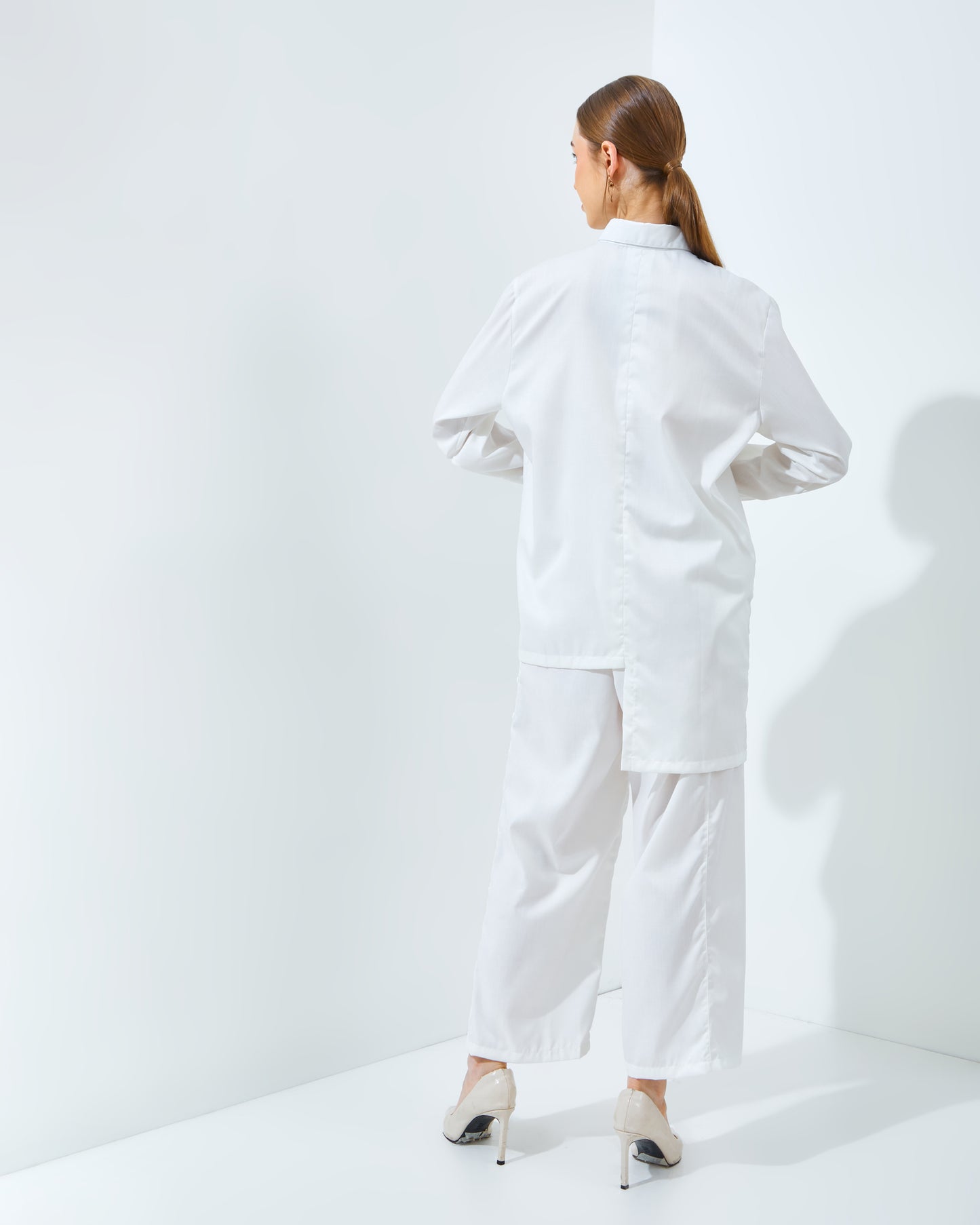 Button Set Broken White