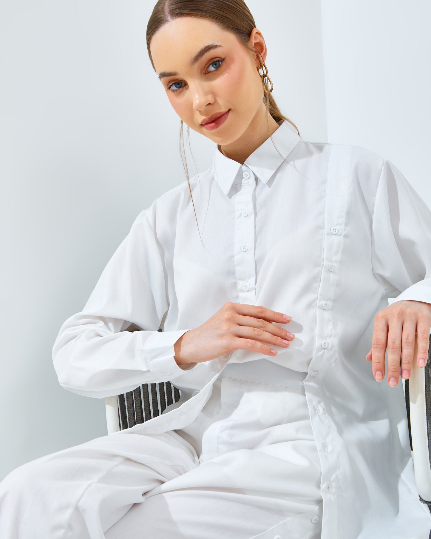 Button Set Broken White