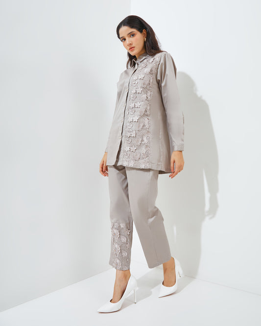 Lunna Set in Tan Brown