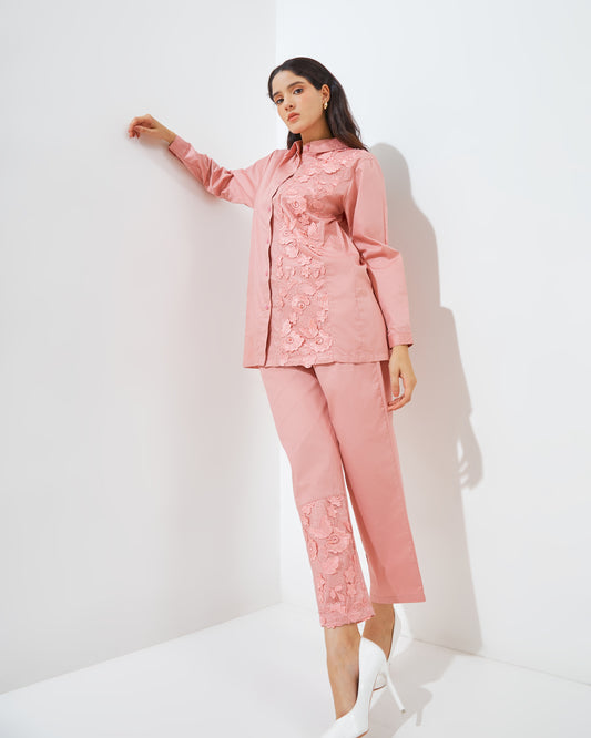 Lunna Set in Peach Salem