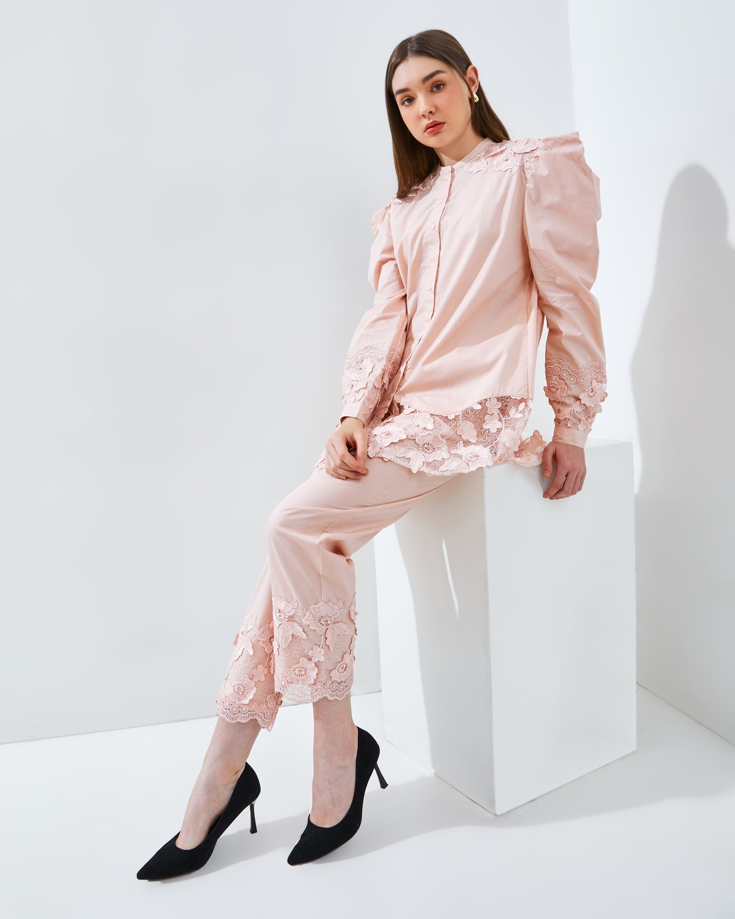 KIRANA LACE SET NUDE PINK