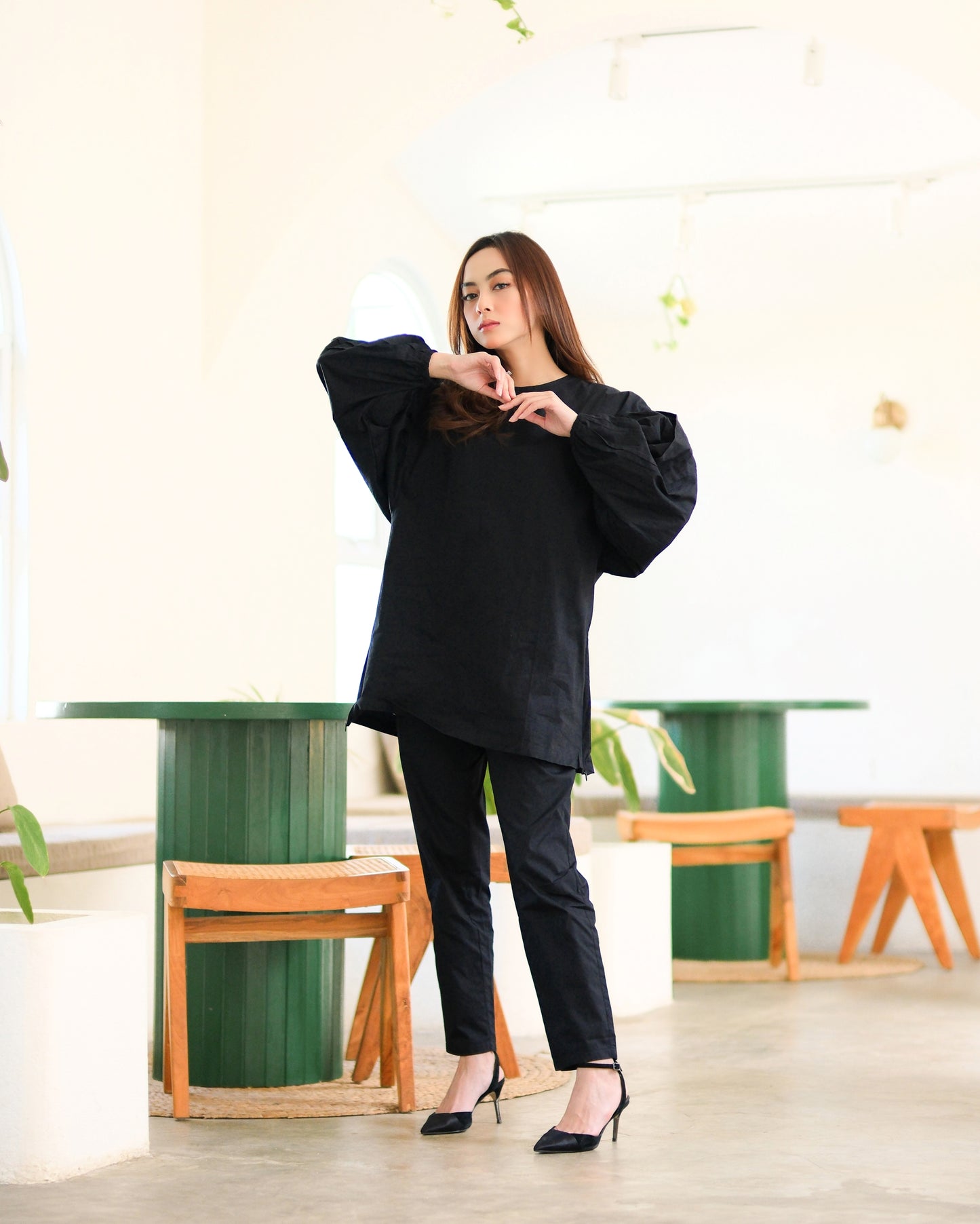 Adhia Black Long set