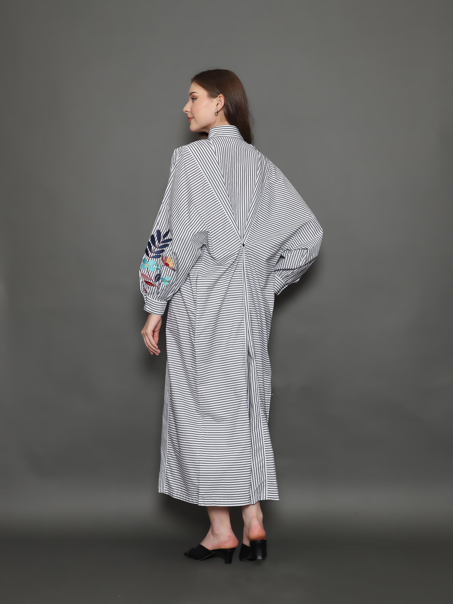 GHANIYA MIXBLACK KAFTAN RAYYA