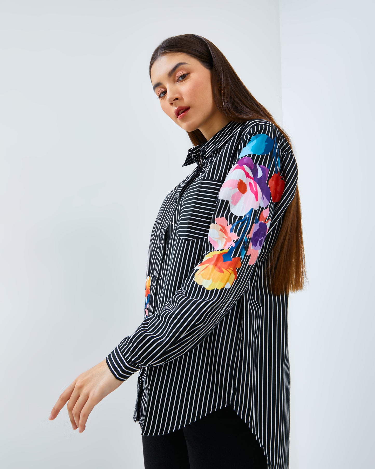 Arrisya Shirt Black
