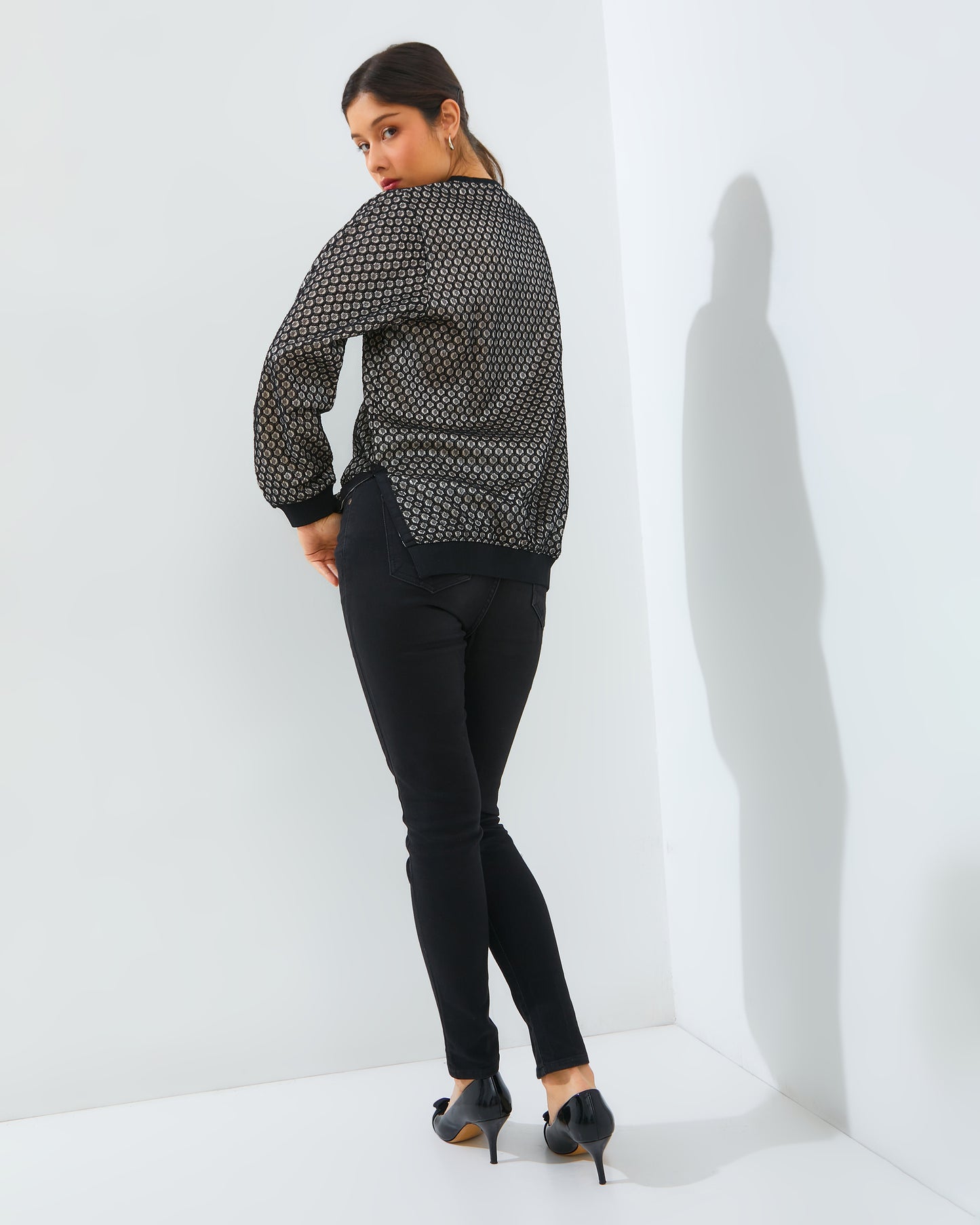 PUTI SWEATER BLACK POLKA