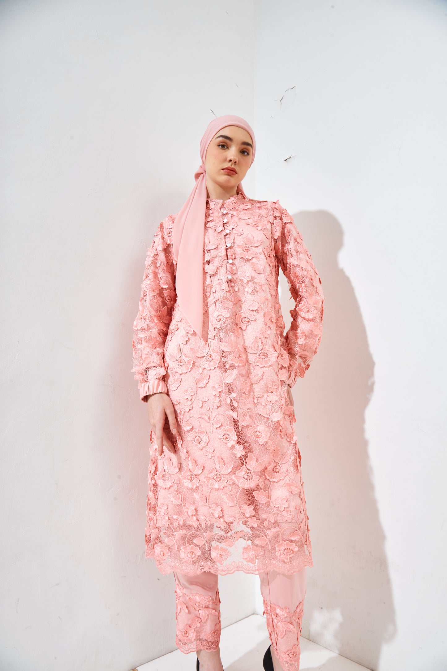 OPEN PRE-ORDER Athaya for Rayya 2025 (Athaya in Peach Salem)