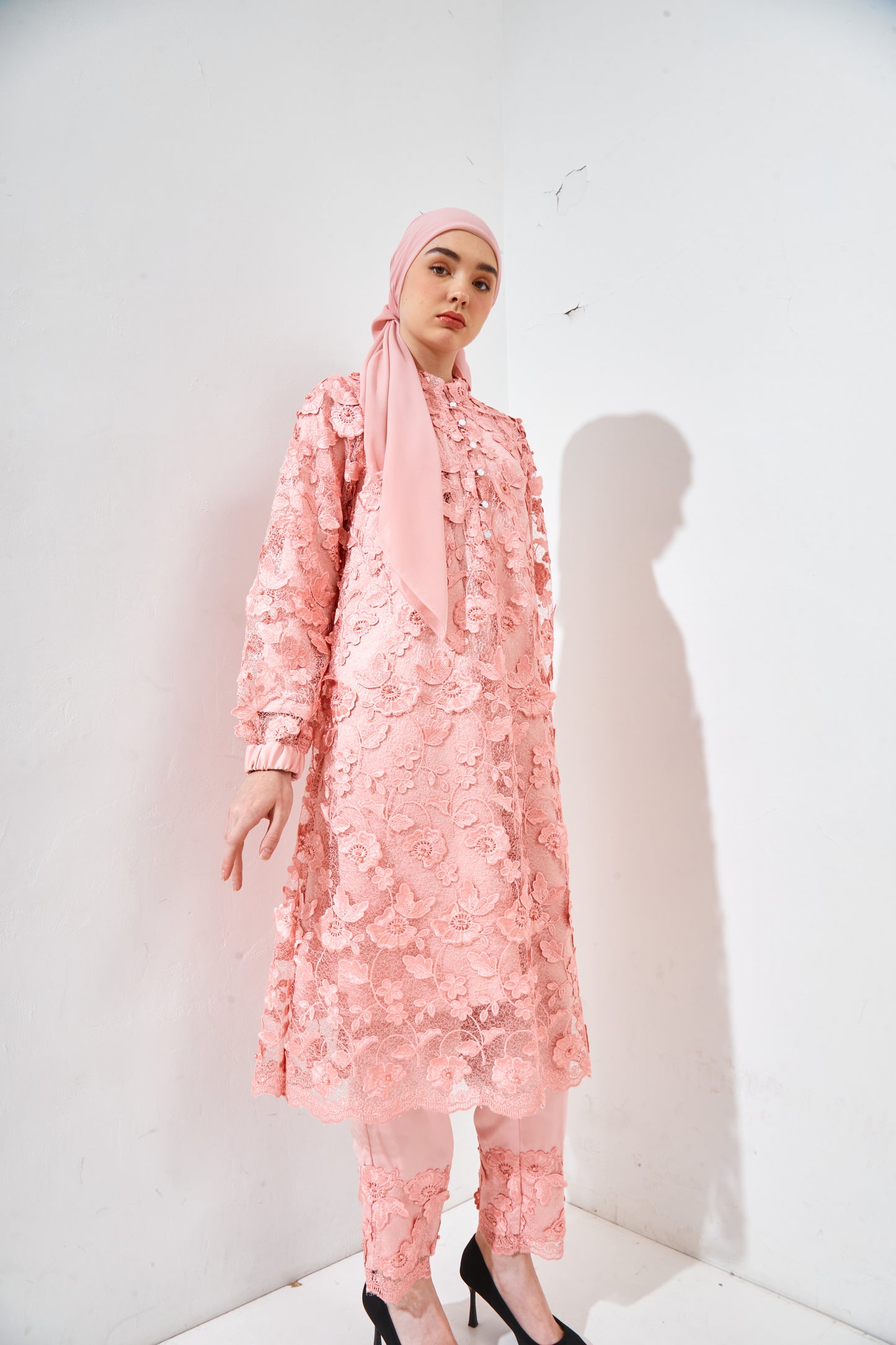 OPEN PRE-ORDER Athaya for Rayya 2025 (Athaya in Peach Salem)