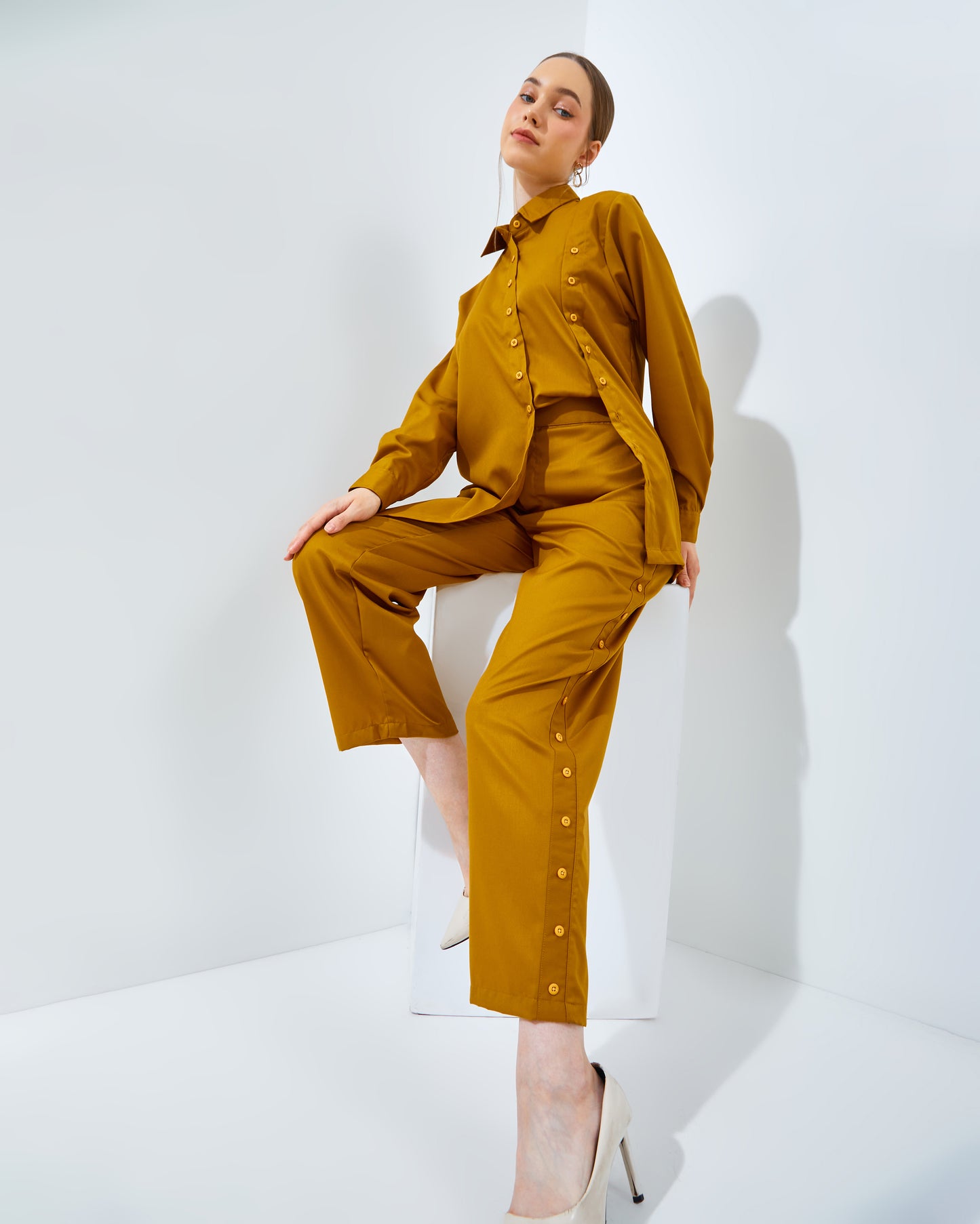 Button Set Mustard