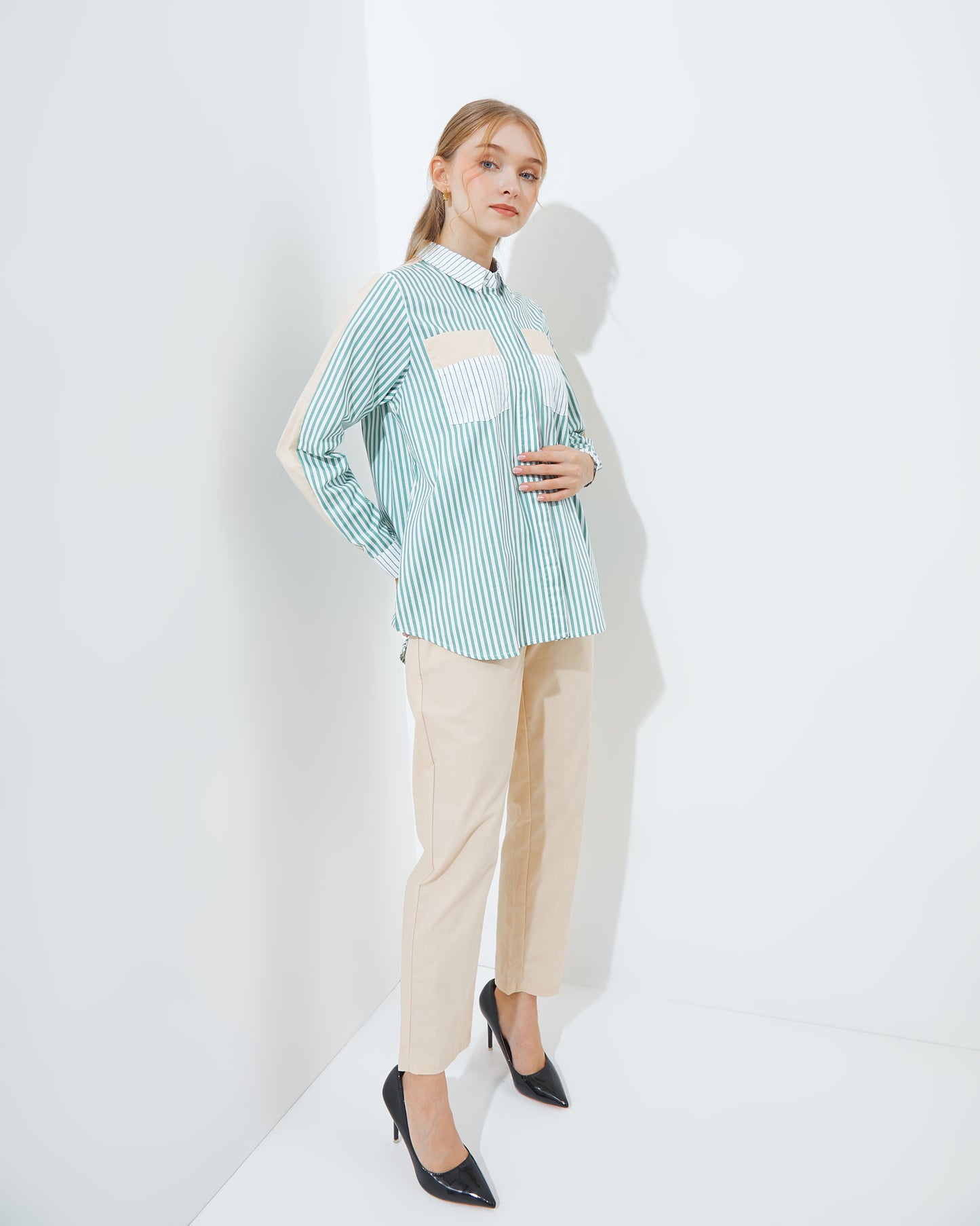 Thara Set in Green (Top+Pant)