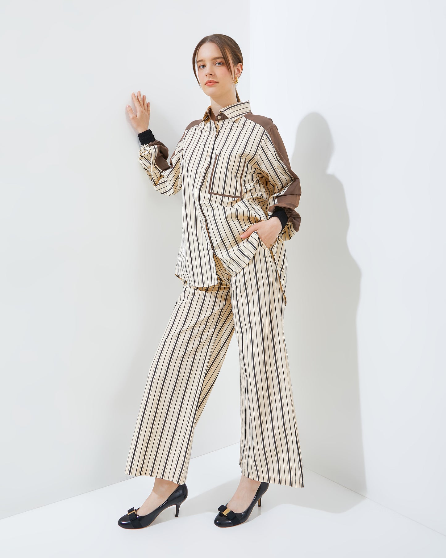 Bonnie Set in Brown