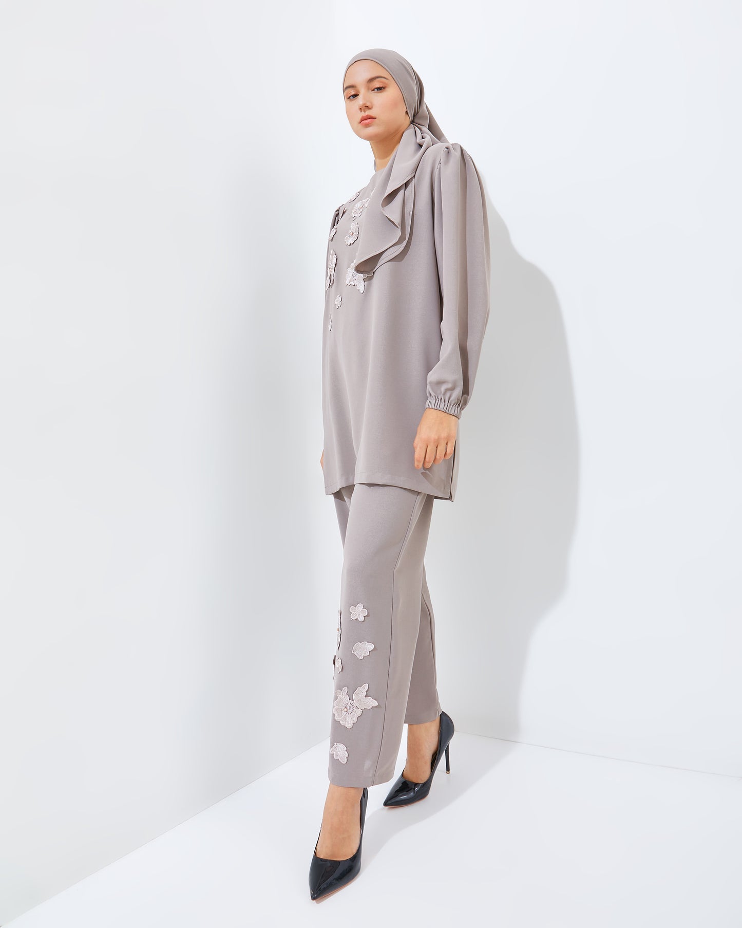 RADDIYA SET RAYYA BROWN (PRE-ORDER)