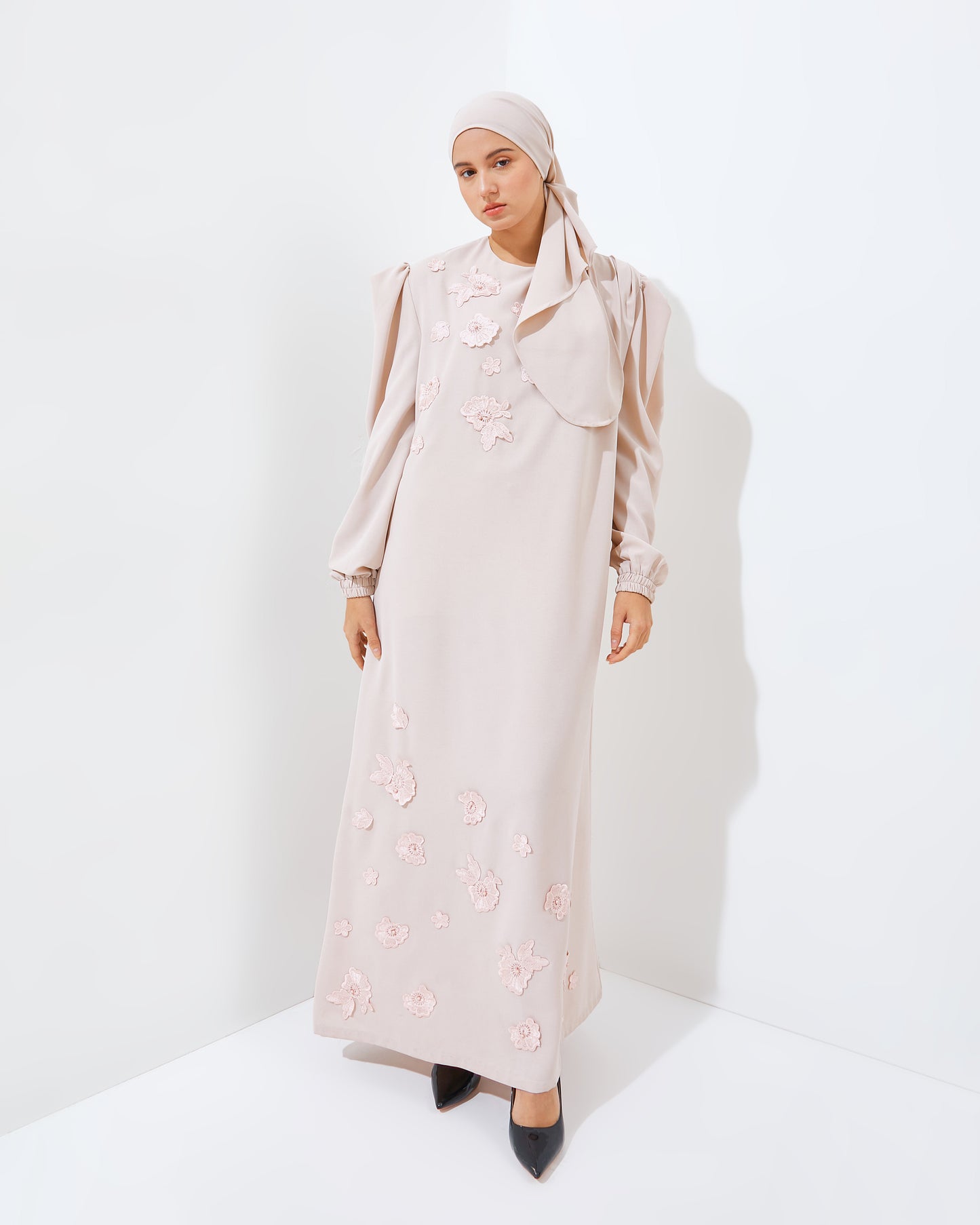 RADDIYA DRESS RAYYA CREAM (PRE-ORDER)