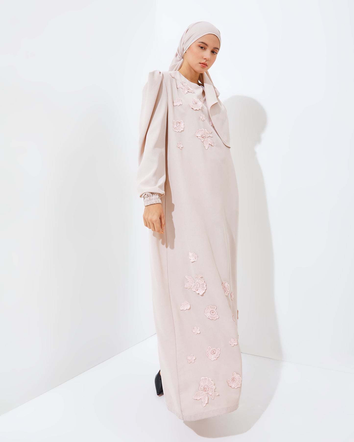 RADDIYA DRESS RAYYA CREAM (PRE-ORDER)