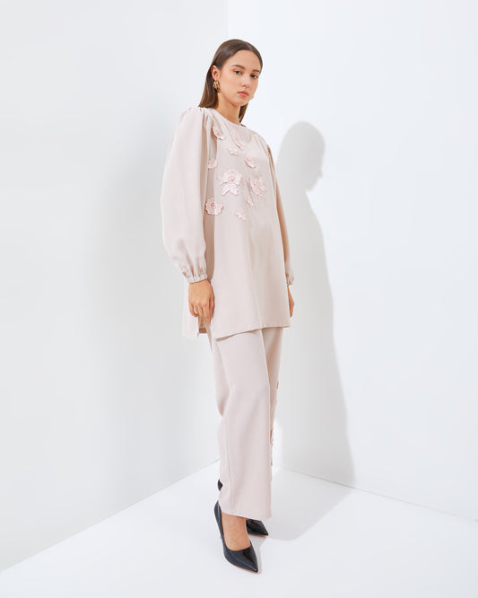 RADDIYA SET RAYYA CREAM (PRE-ORDER)