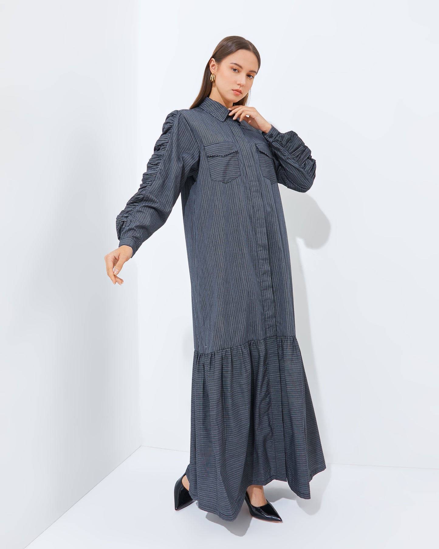 Xenna Dress in Black-White(Pre-Order)