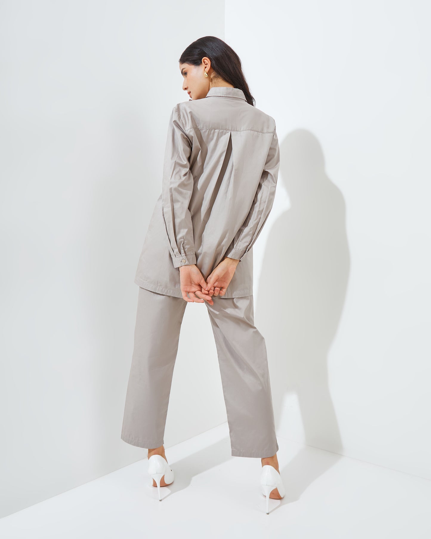 Lunna Set in Tan Brown