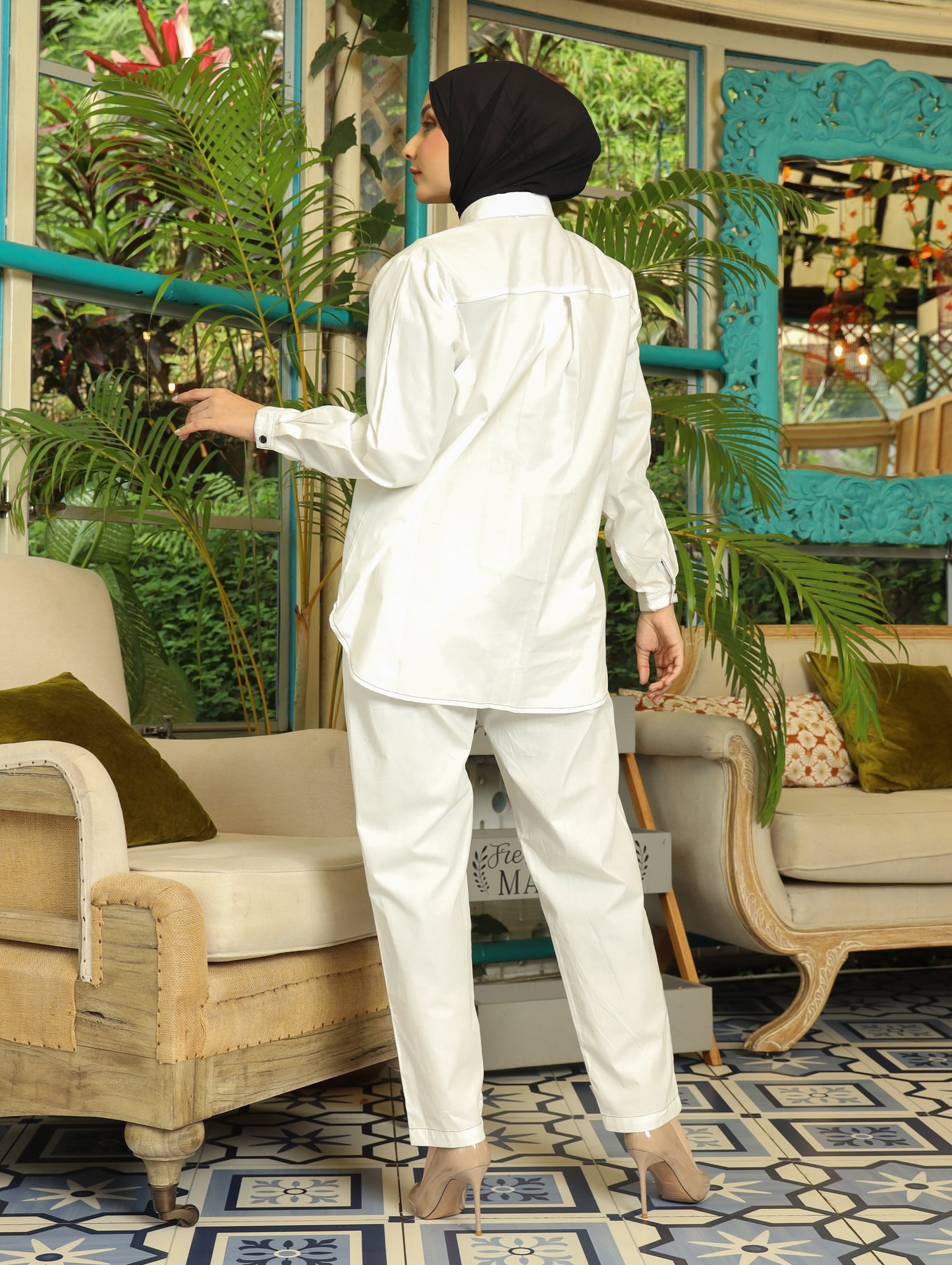Aidy White Longset