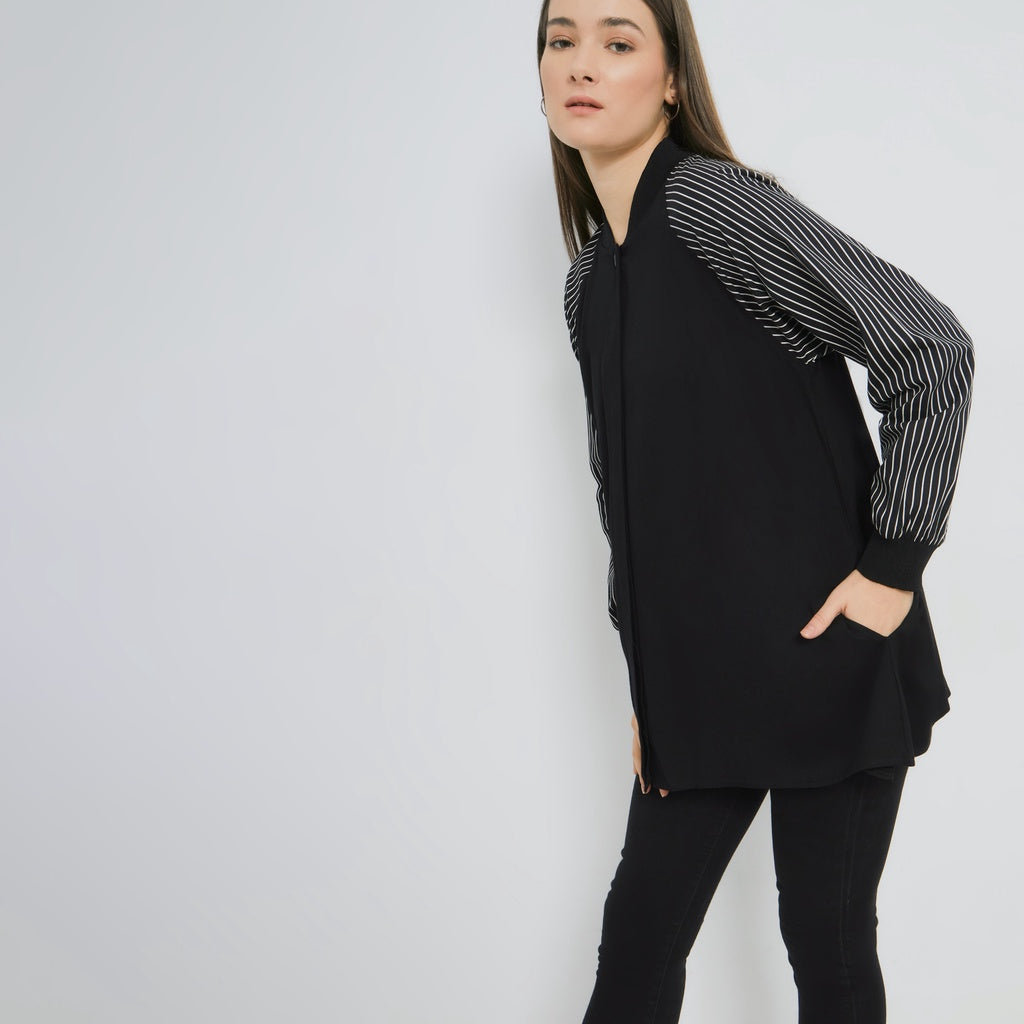 Nadeen Top